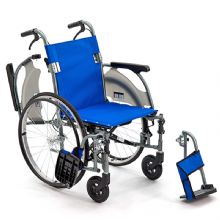 MIKI三貴手動輪椅車CRT-3 藍(lán)色 A-19B扶手可掀，掛腳可拆卸 小型便攜輪椅 旅行攜帶方便